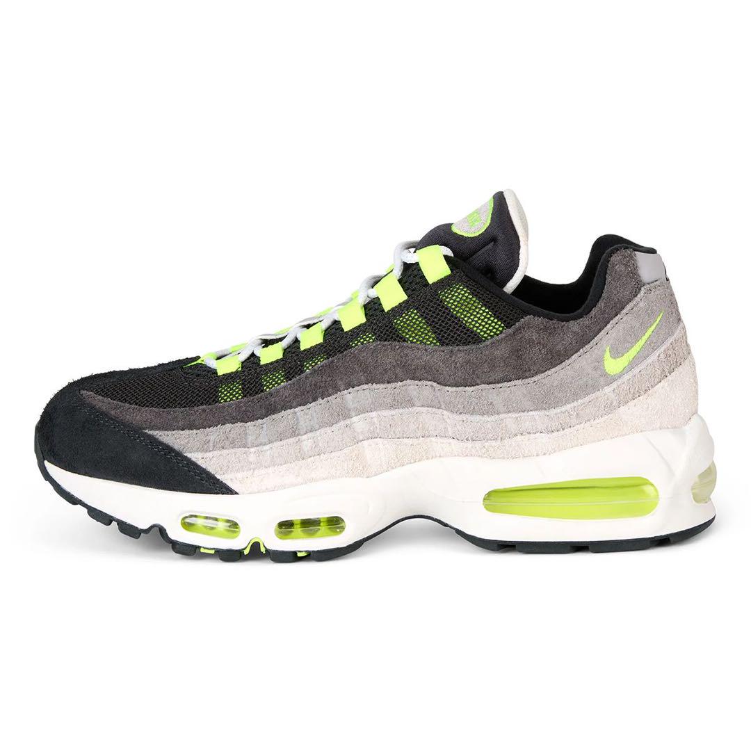 世界1500足限定!Air Max 95 Reverse Neon MoMA