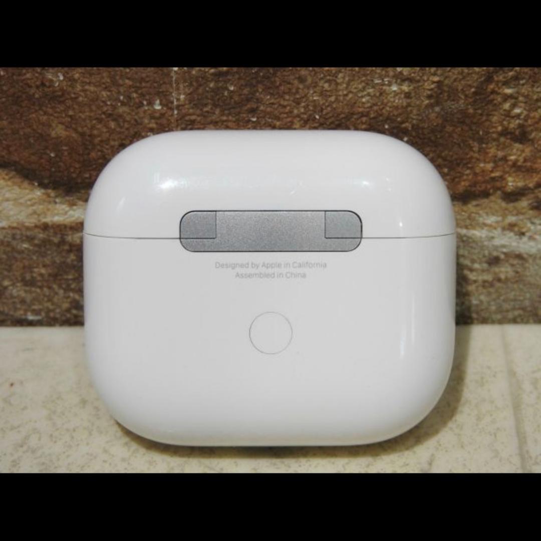 エアーポッズ　第三世代充電ケース第３世代AirPods充電器Apple国内正規品 Amazon | Airpods 3用充電器,第3世代用充電ケース 充電器