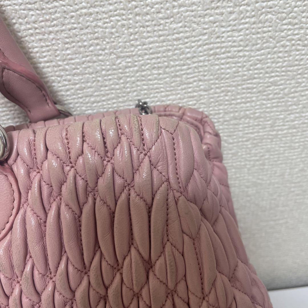 miu miu フリルデザイン ピンクバッグ