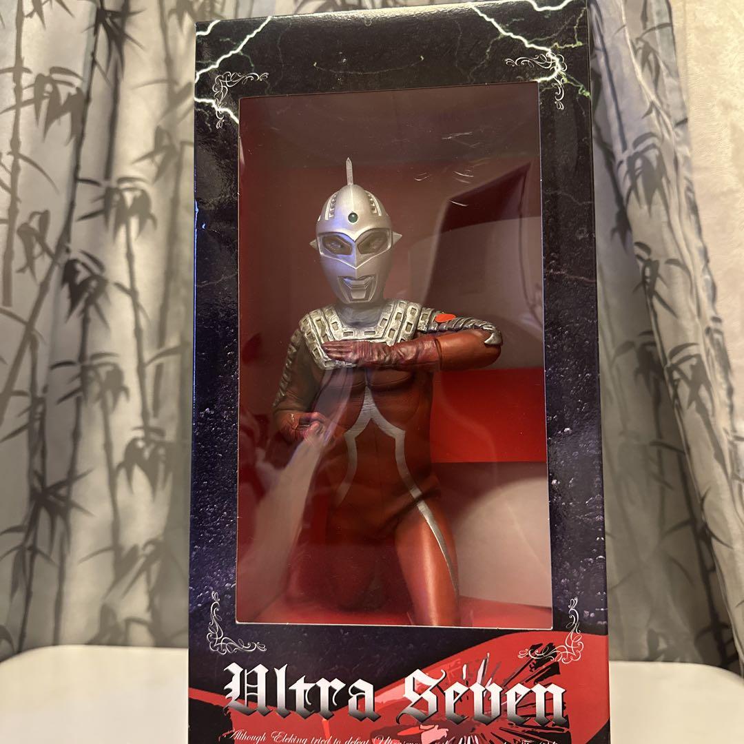 究極のウルトラセブン 45周年記念品