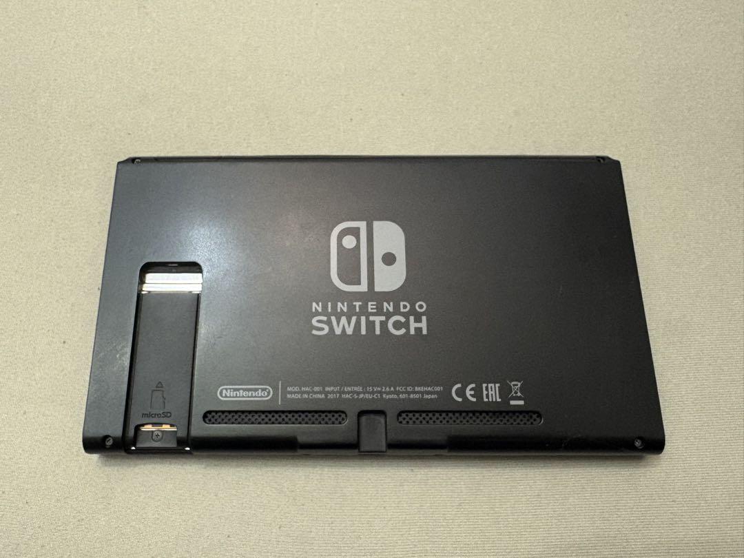 任天堂 Switch 本体のみ