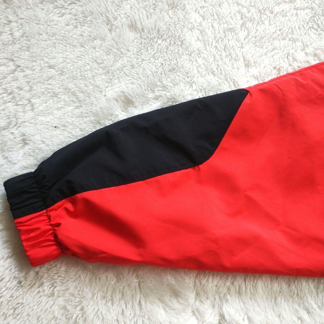 NIKE 赤 スポーツウェア クロップドジャケット 短丈ブルゾン 女性XXL 新品タグ付き✨NIKE クロップド スポーツジャンパー ブルゾン