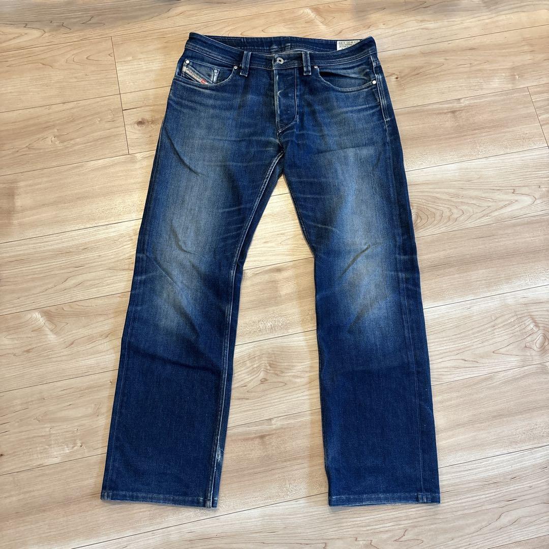Diesel Larkee W31 L32 ストレートデニム 5,793円