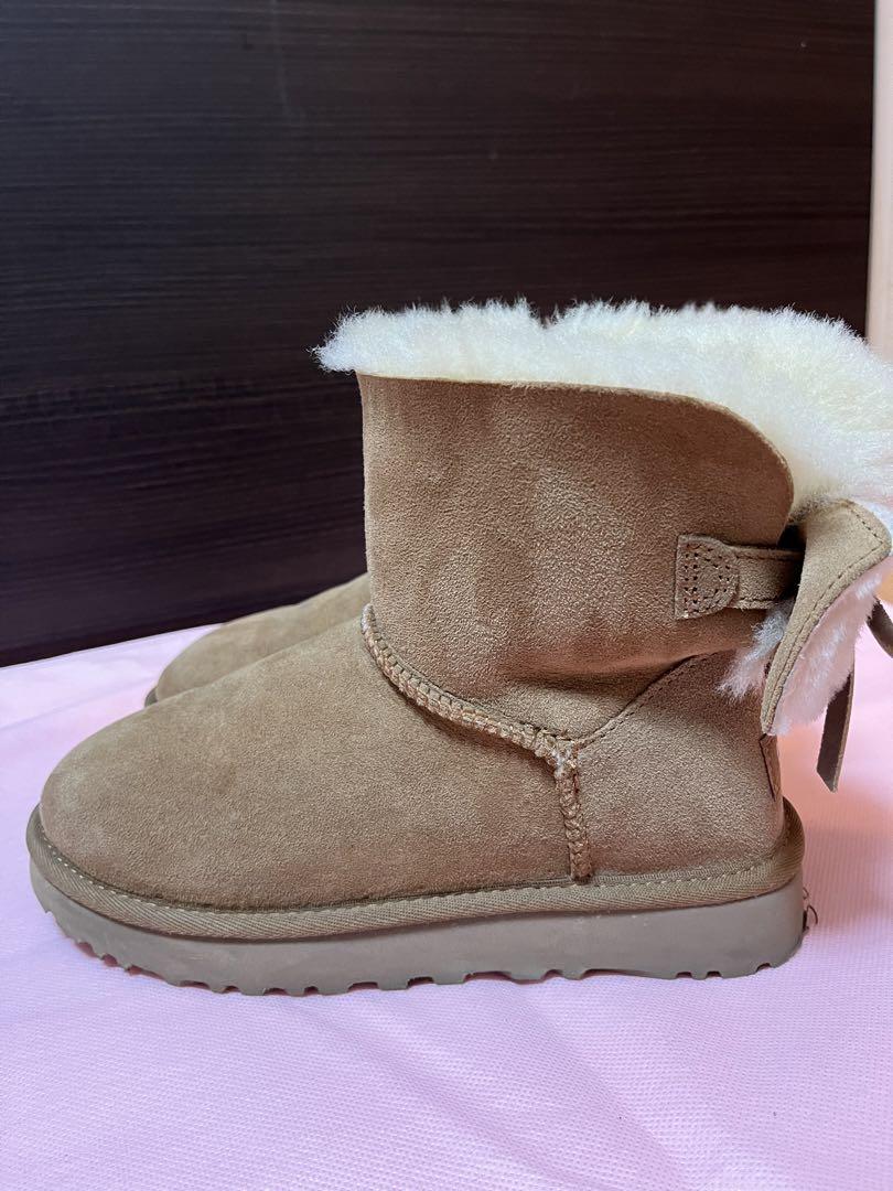 UGG アグ ムートンブーツ　22cm  リボン　ショート