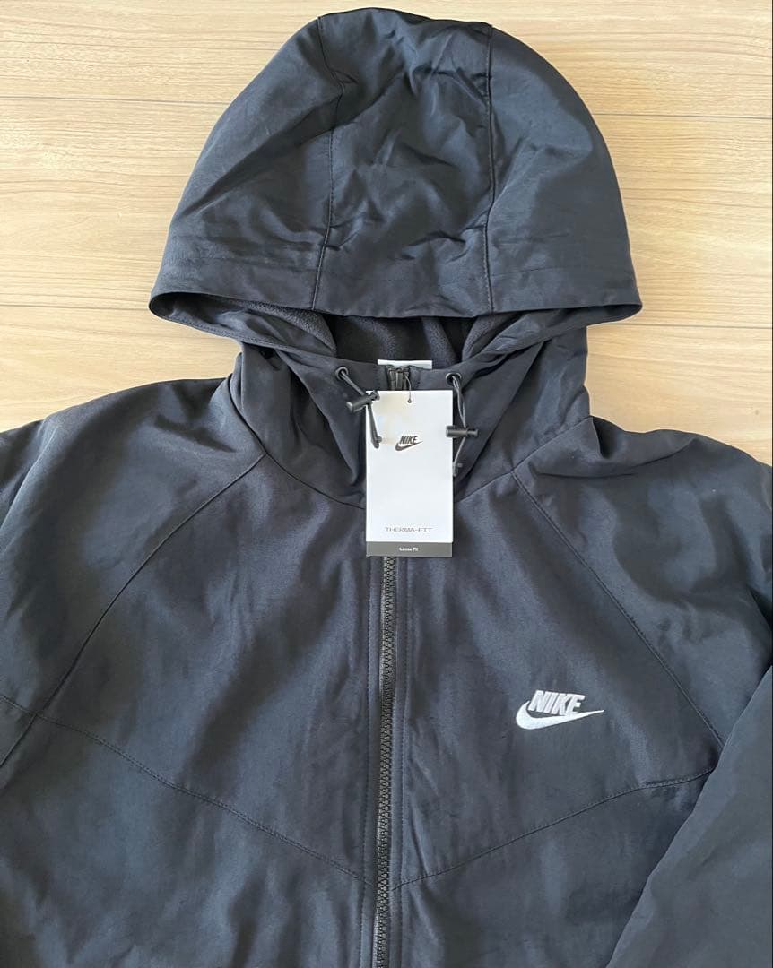 【新品・タグ付き】ナイキ スポーツウェア ウィンドランナー ルーズ フーデッド 【新品・タグ付き】ナイキ スポーツウェア ウィンドランナー ルーズ フーデッド