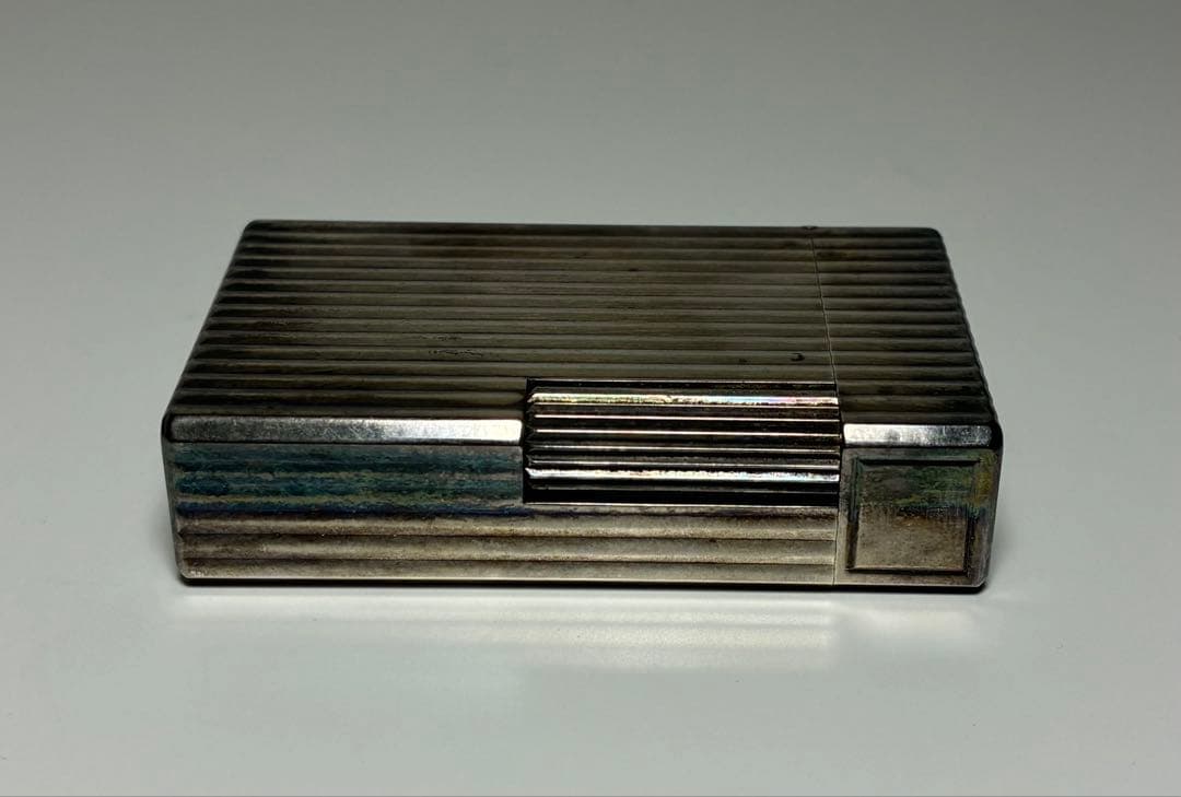 エス・テー・デュポン(S.T. Dupont)のガスライター エス・テー・デュポン(S.T. Dupont)のガスライター