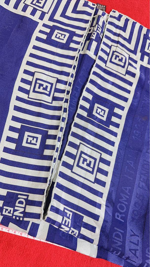 フェンディスカーフ(FENDI SCARF)美品