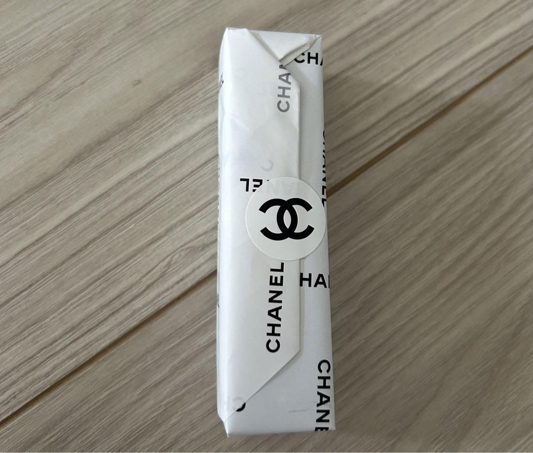 CHANEL シャネル　ボーム　エサンシエル　スカルプティング　フェイスカラー