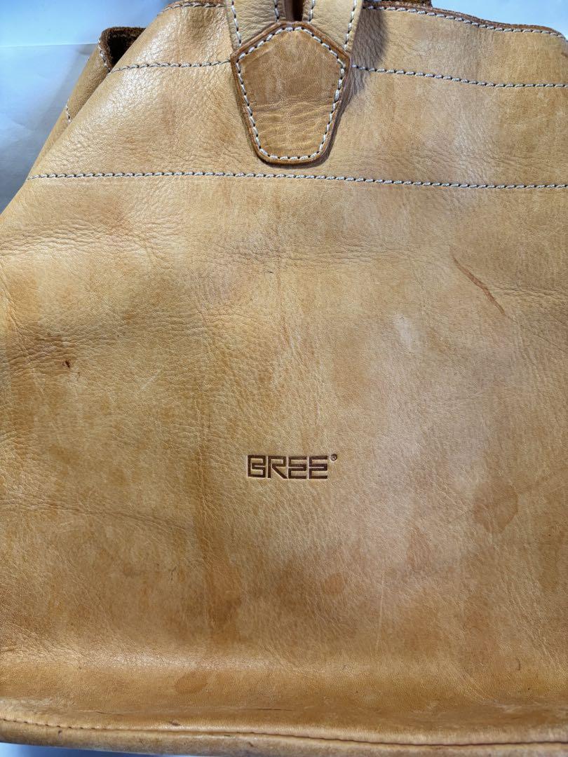 BREE ベージュ ヌメ革バッグ