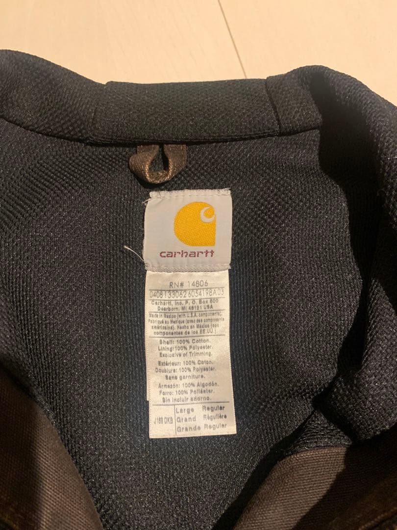 Carhartt アクティブジャケット(フード付き) ダークブラウン Lサイズ Carhartt アクティブジャケット(フード付き) ダークブラウン Lサイズ