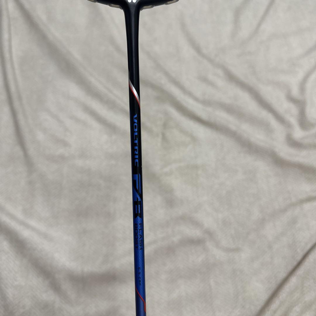 【極美品】YONEXボルトリックFB VOLTRIC FB バドミントンラケット