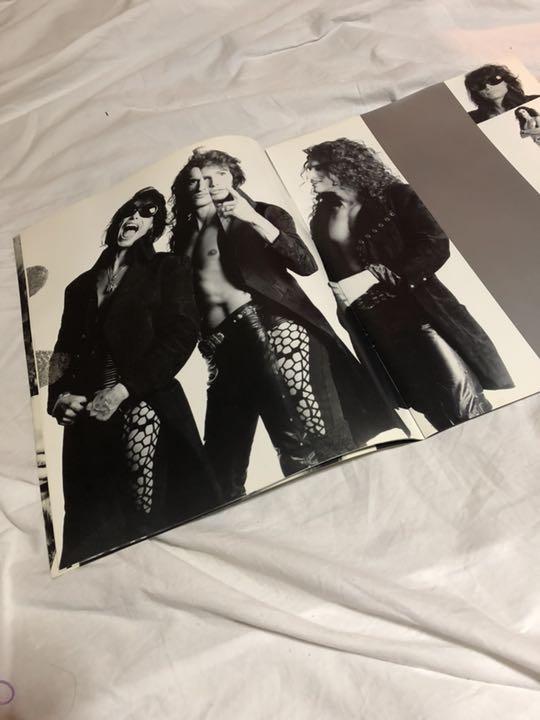 送料込み AEROSMITH ツアーパンフ GET A GRIP