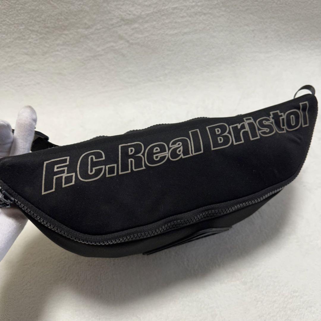 F.C.Real Bristol ショルダーポーチ ボディバッグ ブラック 黒