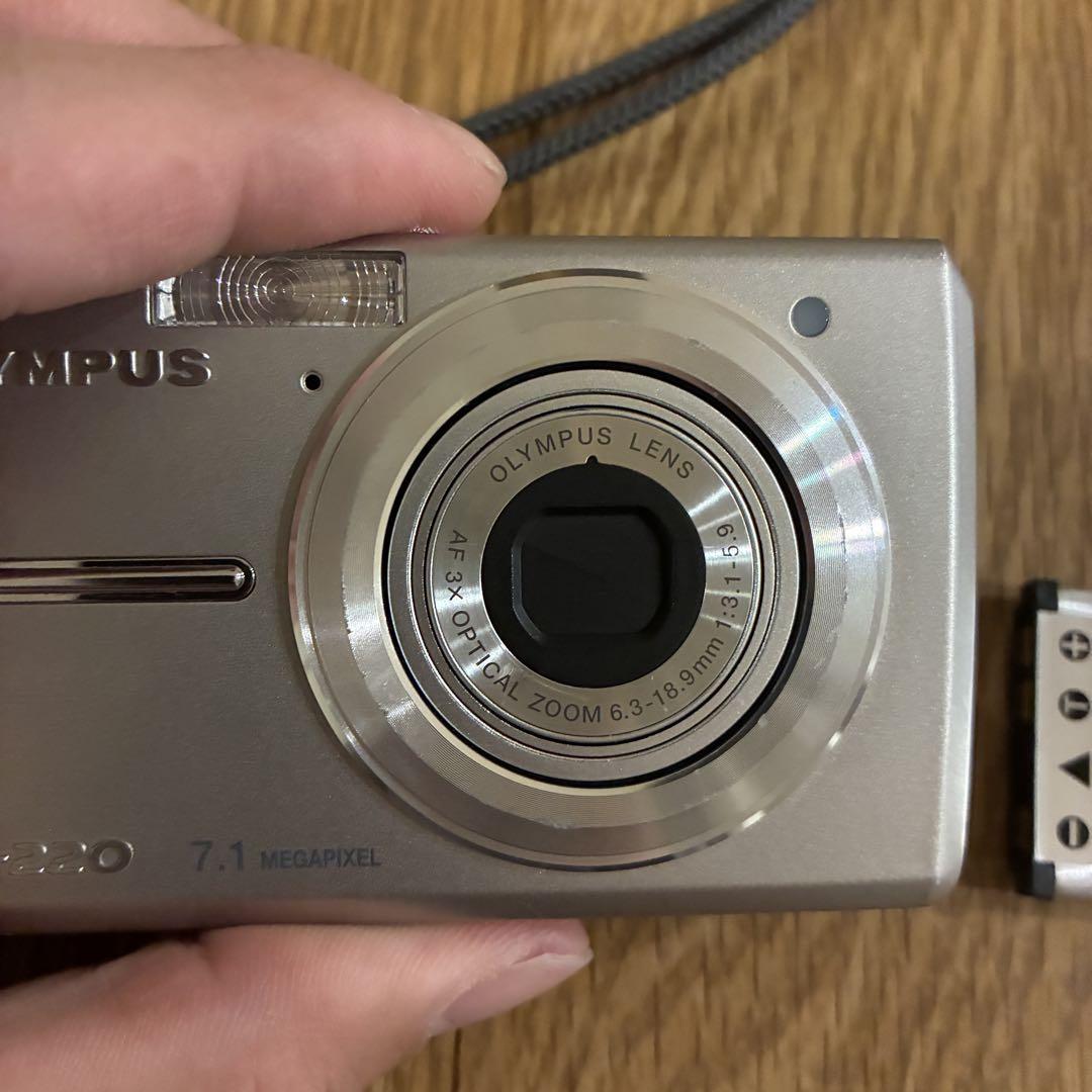 OLYMPUS FE-220 コンパクトデジタルカメラ【動作確認済み】