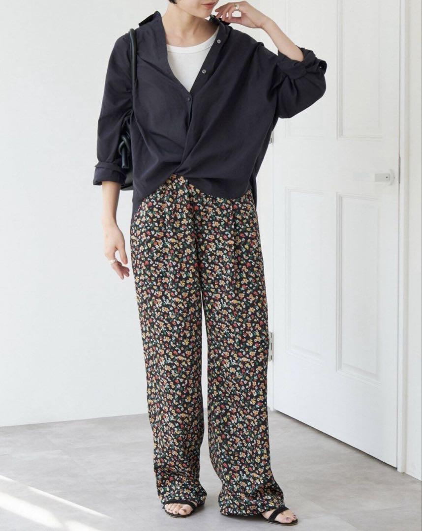Spick &span ticca ティッカ　別注フラワープリントパンツ