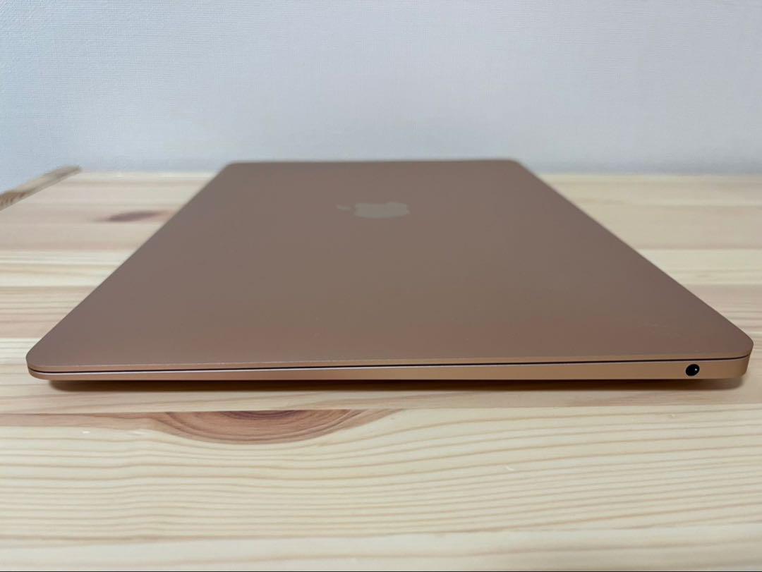 MacBook本体 MacBook Air M1 8GB