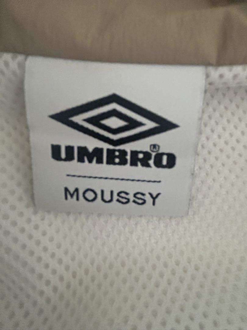 UMBRO MOUSSY ウィンドブレーカー