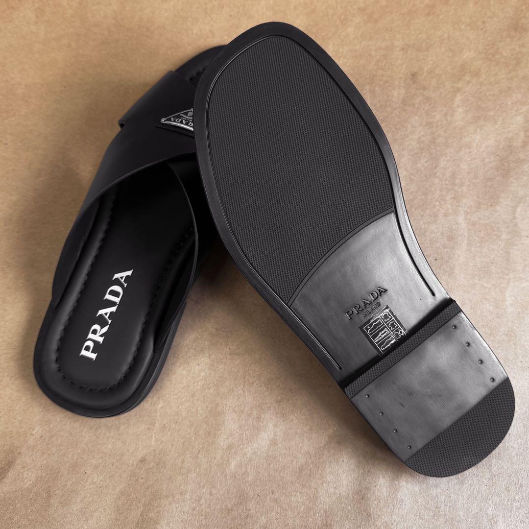 新品 PRADA プラダ ブラッシュドレザー サンダル 黒ブラック 26.5cm
