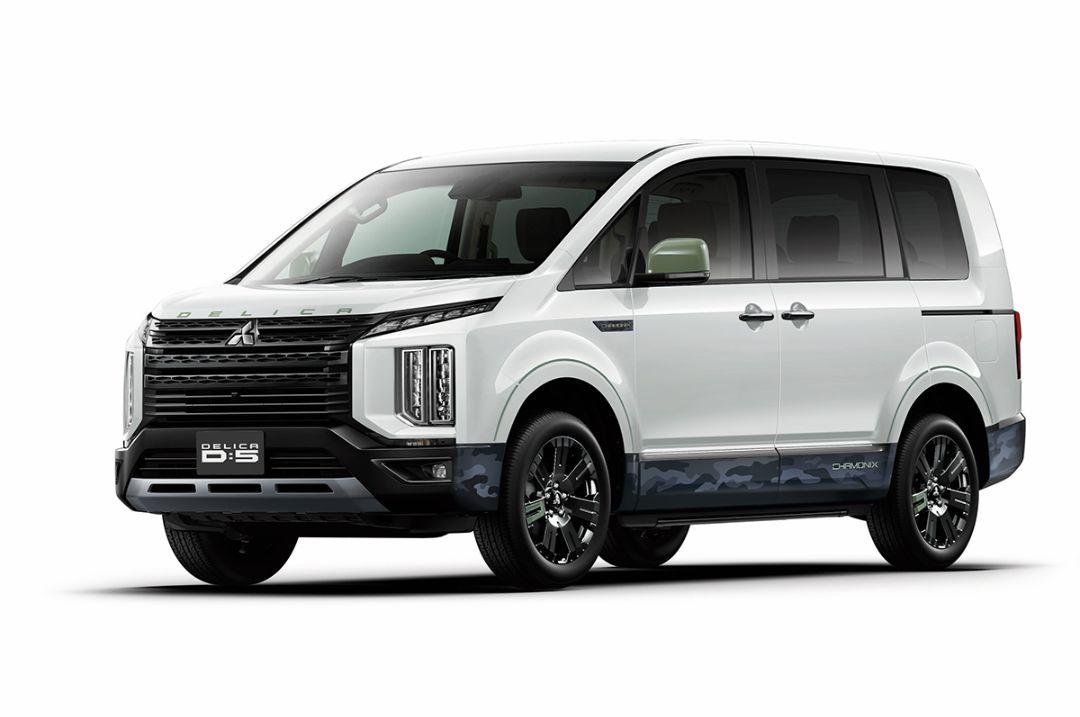 【新車外し】三菱デリカD5 シャモニー