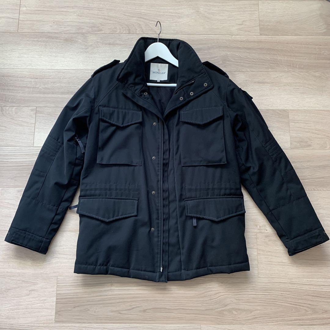 MONCLER メンズダウンコート MONCLER メンズダウンコート