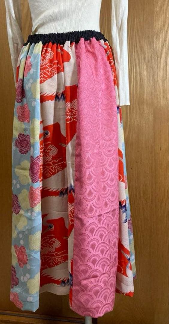 連休 13日迄 ¥9800→¥8800着物リメイクパッチスカート鶴梅目立った傷や汚れなし NEXPOTALLINN_EU