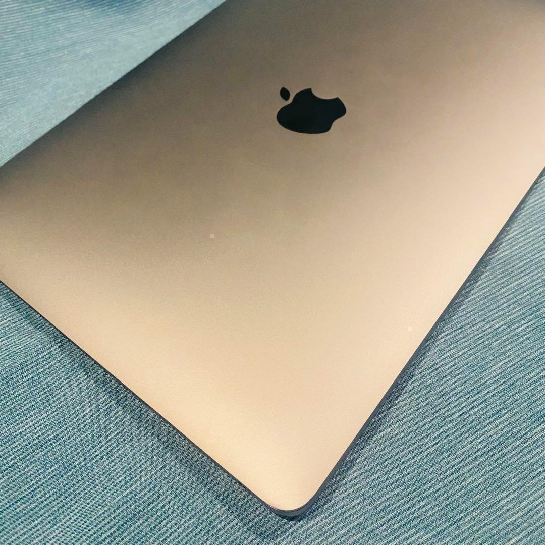 MacBookAir 2019 13インチ Core i5 8G 128GB