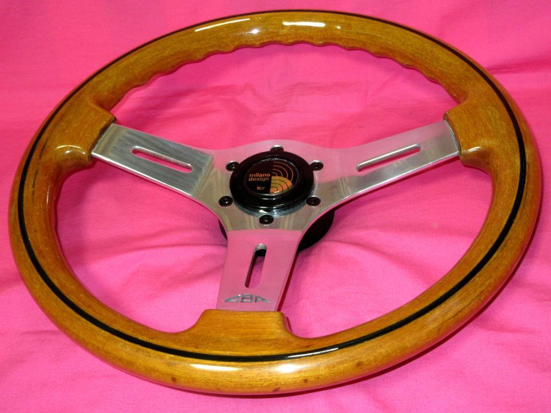ビレットステアリング ブラウンレザー ホーンボタン付き 35cm 中古品 送料込 ビレットステアリング ブラウンレザー ホーンボタン付き 35cm