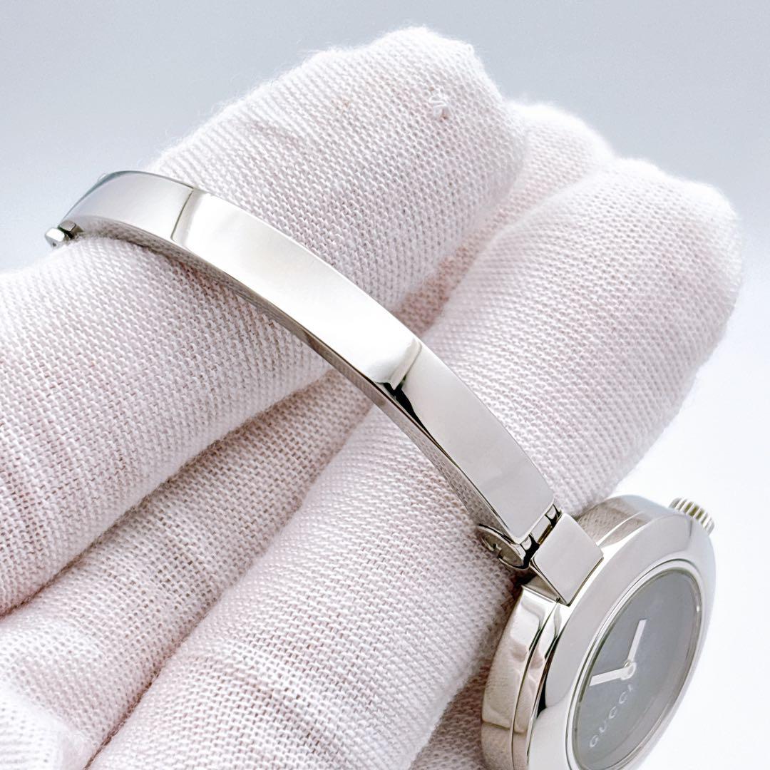 【美品・電池新品・箱】GUCCI 105 フローラ ブラック ダイヤ ラウンド 【美品・電池新品・箱】GUCCI 105 フローラ ブラック ダイヤ ラウンド