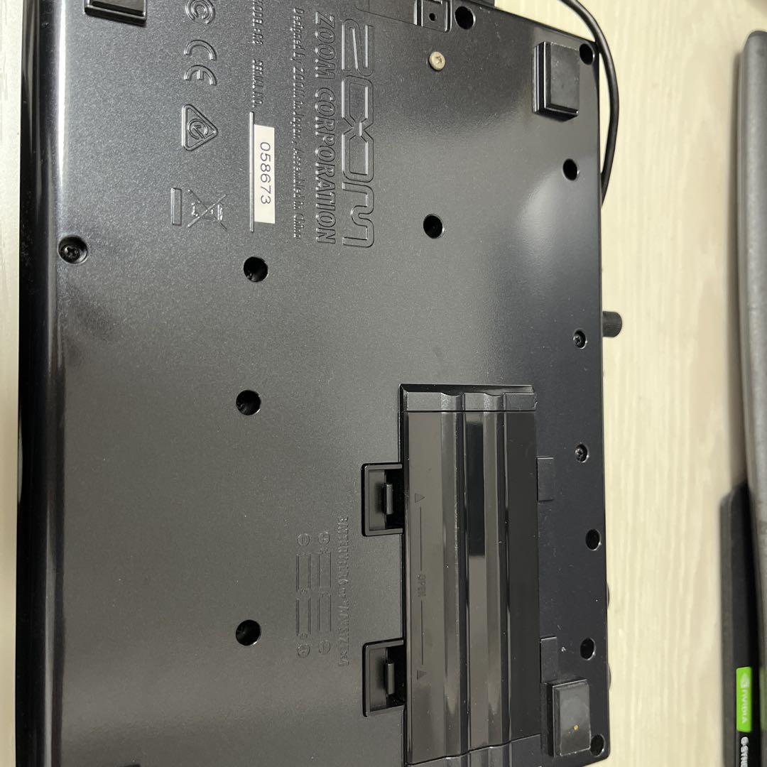 ZOOM R8 マルチトラックレコーダー