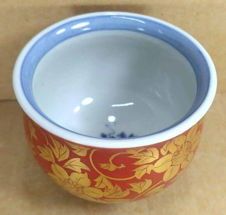 【50％OFF】 本物保証】人間国宝 吉田美統 共布 栞 共箱 金襴手花唐草ぐい呑 工芸品