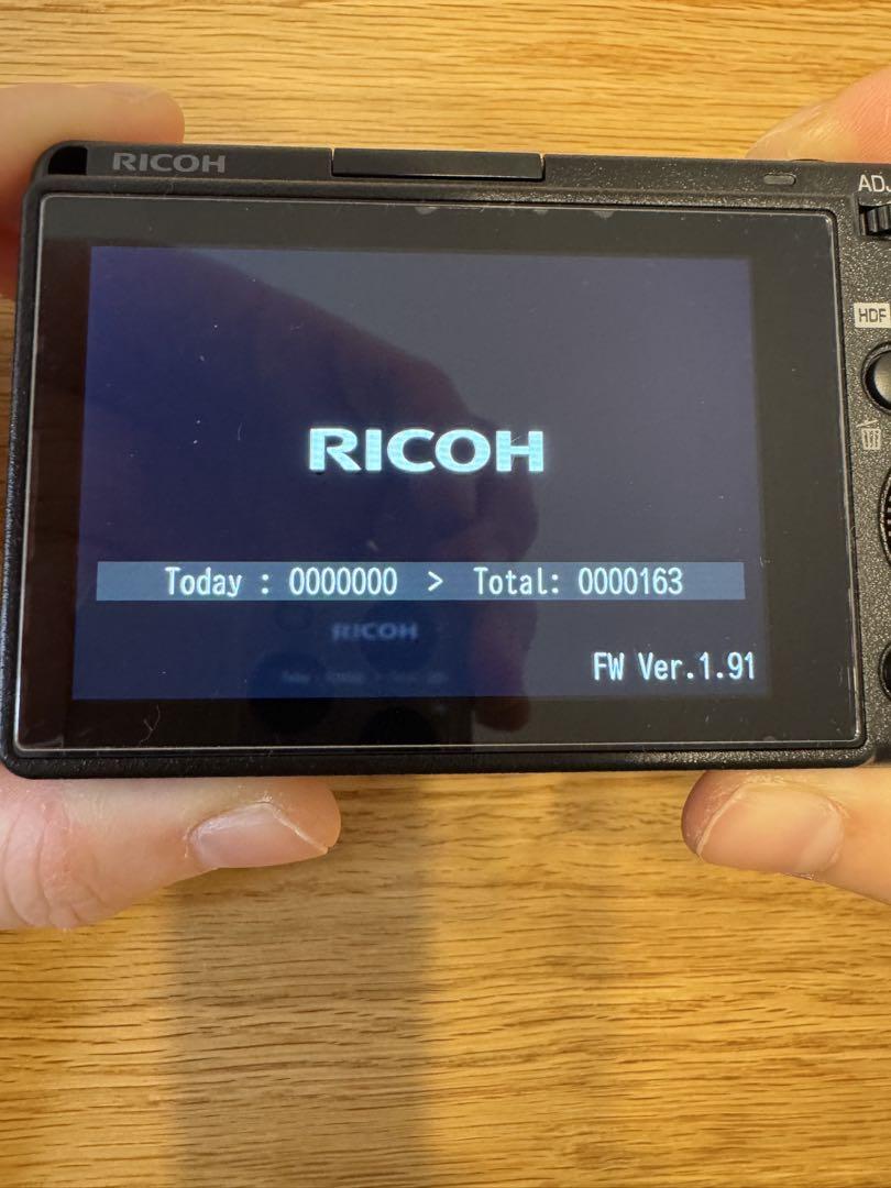 RICOH GR