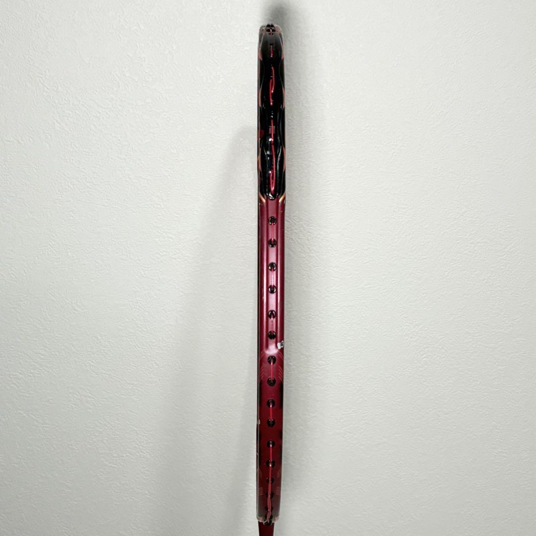 요넥스 VOLTRIC80 보르토릭크 E-tune 4 UG5