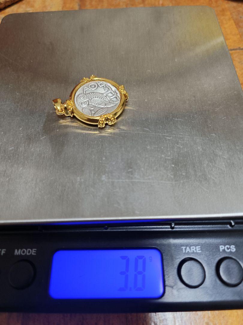 コイン型ペンダント両面デザイン Au750 k18 枠　中はs925銀