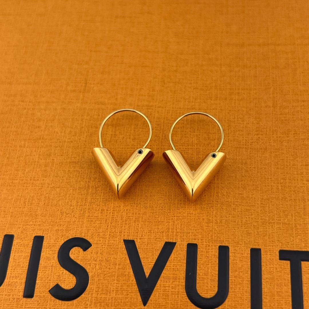 MarikoルイヴィトンエセンシャルV フープイヤリング ピアス ゴールド