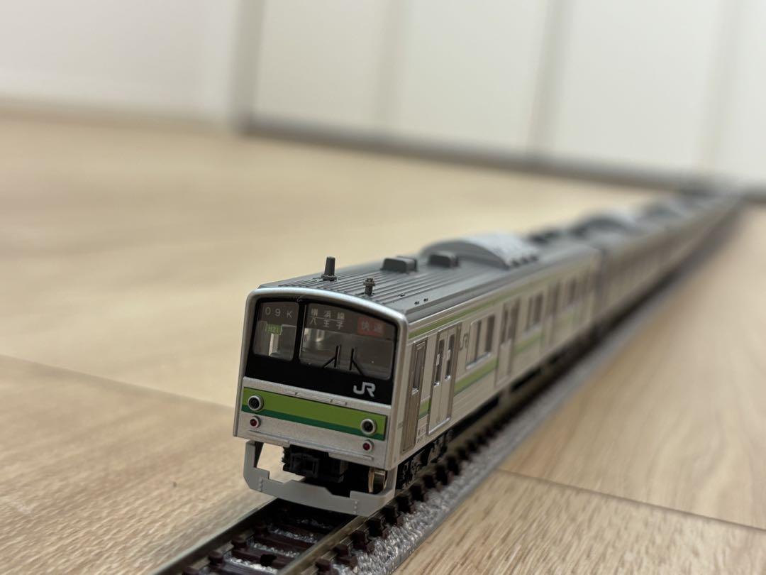 入荷now 買えない KATO Nゲージ鉄道模型 205系直流通勤形電車（横浜線色）8両 鉄道模型