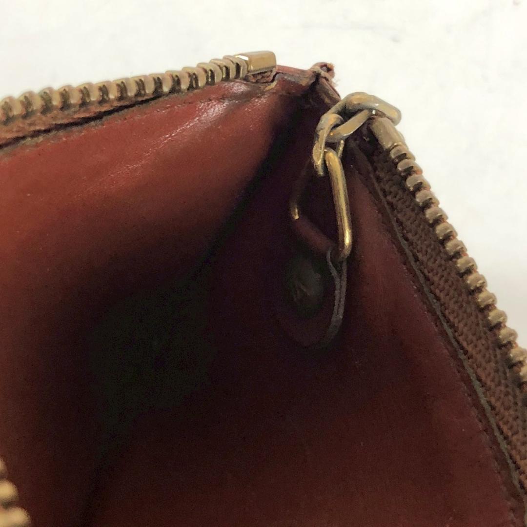 LOUIS VUITTON ポシェットクレ　コインケース　キーリング付き　エピ LOUIS VUITTON ルイヴィトン ポシェットクレ エピ コインケース