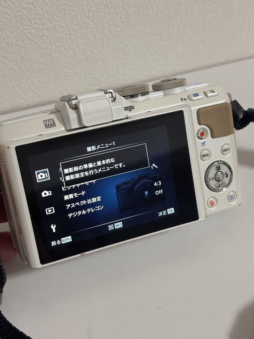 OLYMPUS PEN e-pl7 ホワイト ミラーレス一眼