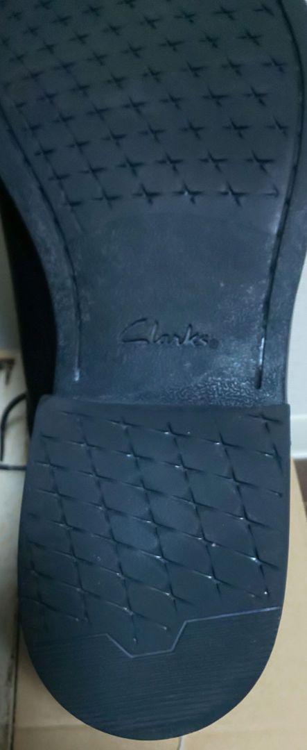 靴 Clarks
