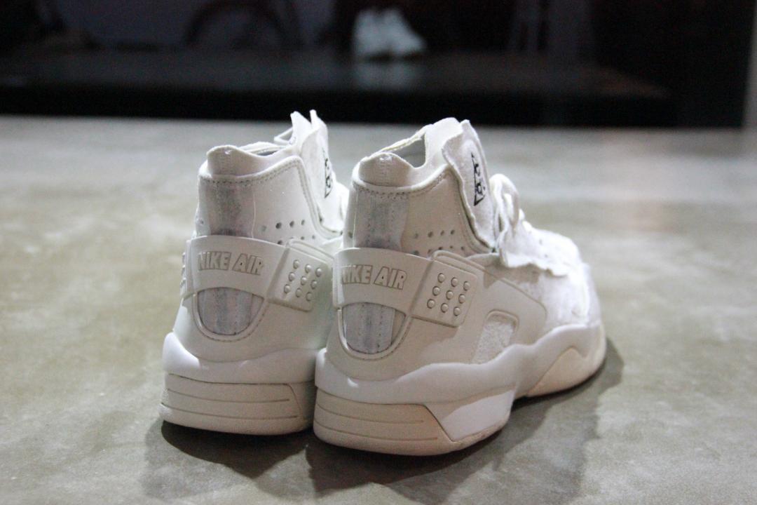 靴 COMME des GARCONS x NIKE ACG AIR MOWABB