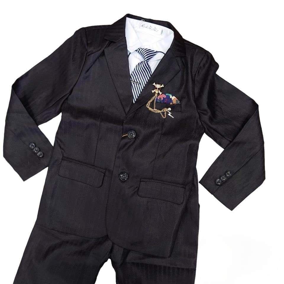 ブラック スーツ 7点 セット 160 新品未使用　男の子七五三 入学式卒業式a