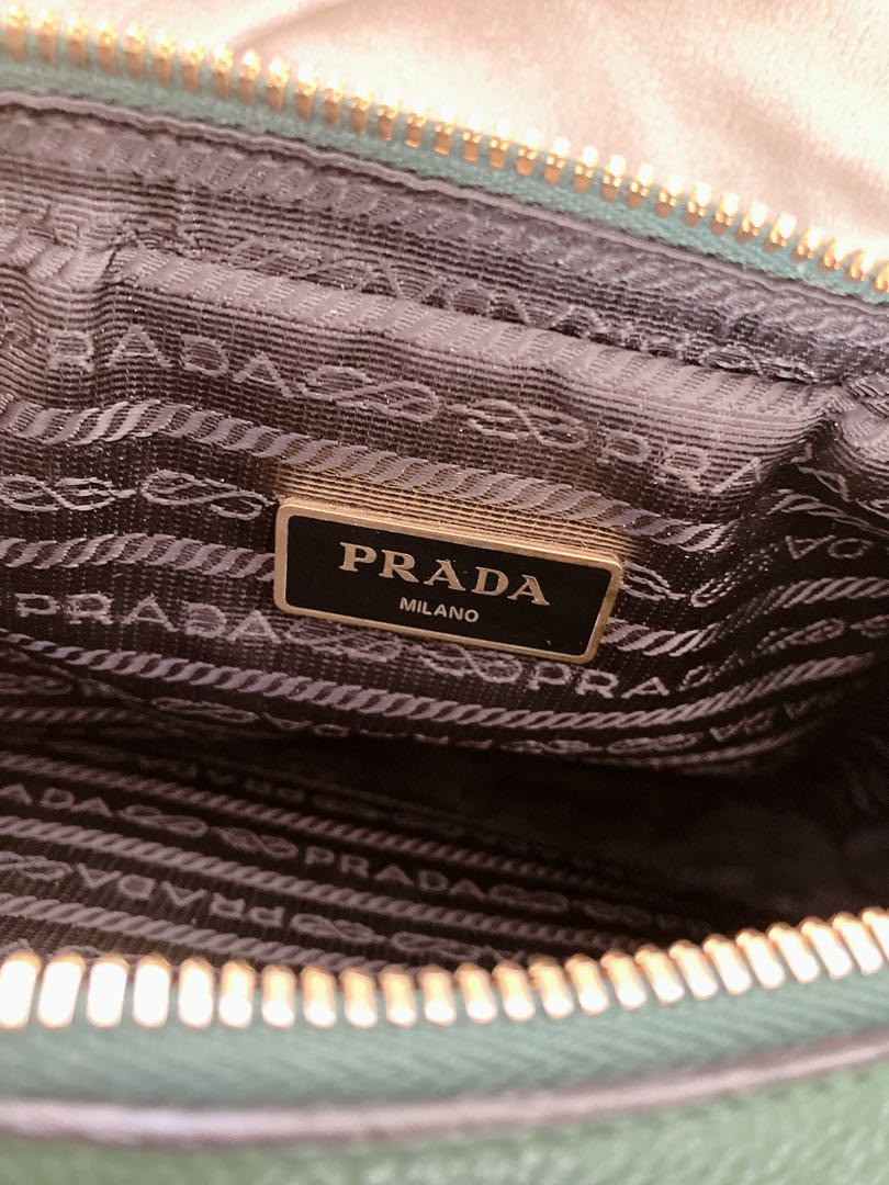 プラダ PRADA