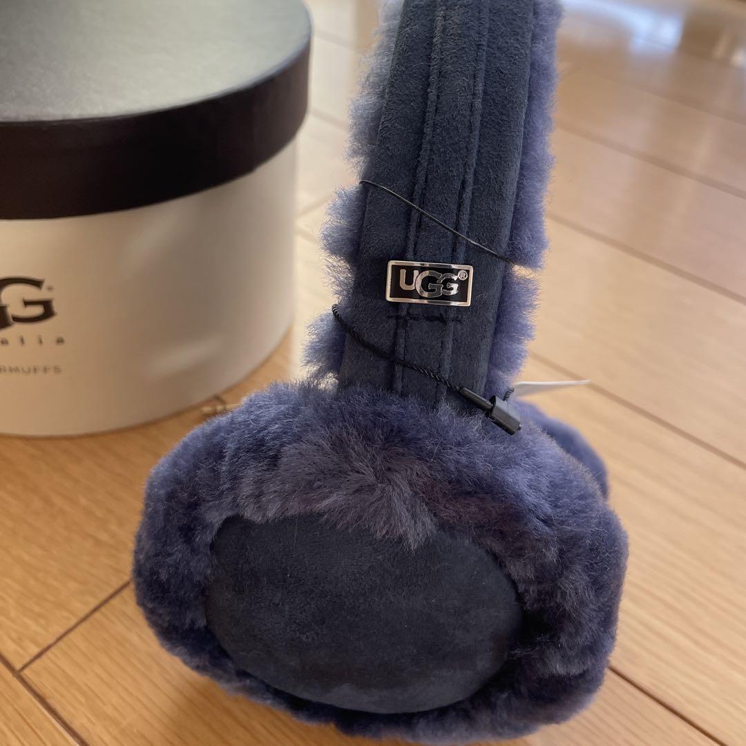 UGG 未使用 イヤーマフ ヘッドホン　ネイビー