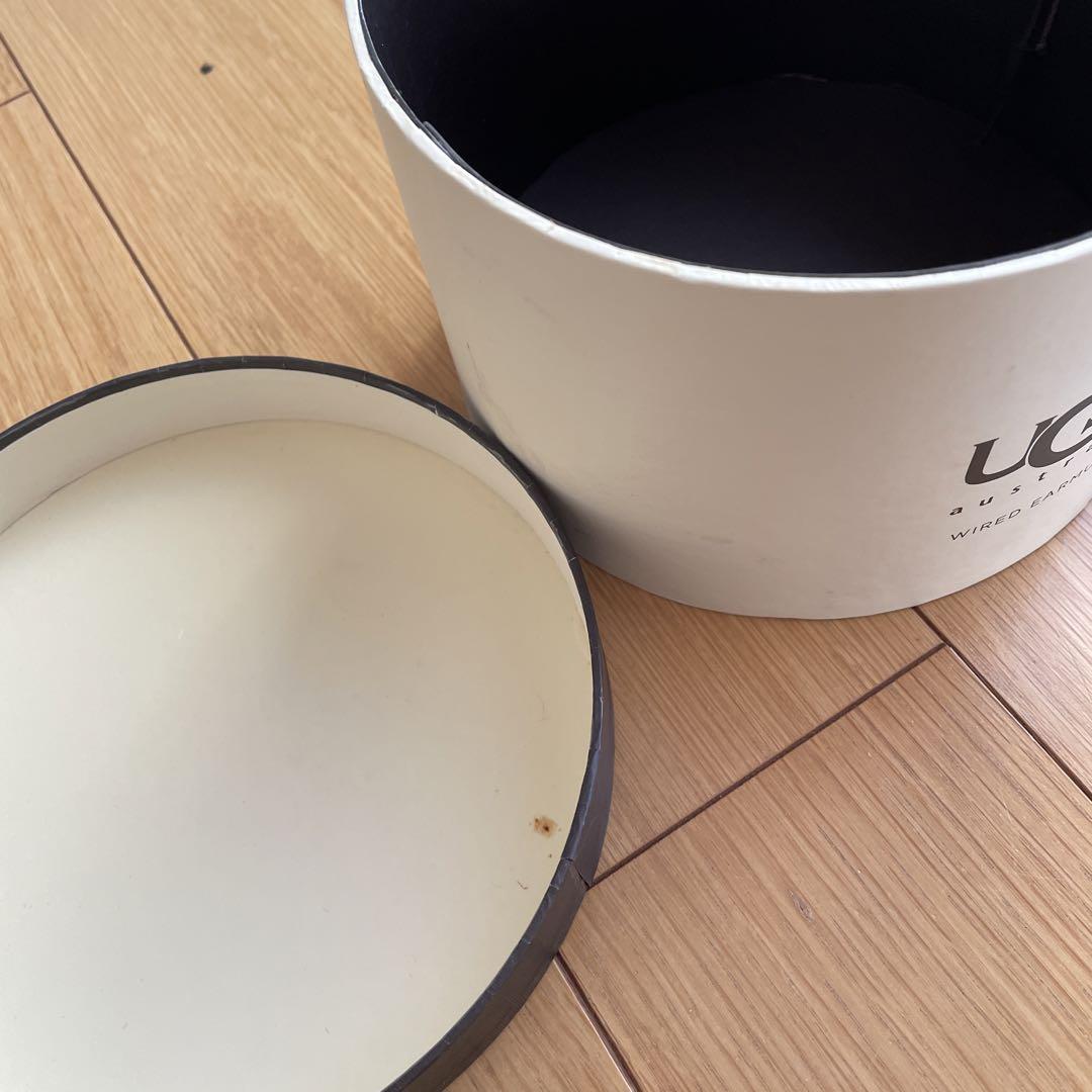 UGG 未使用 イヤーマフ ヘッドホン　ネイビー