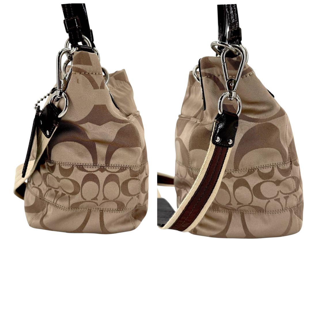 《美品》coach コーチ トートバッグ 2way キャンバス シグネチャー