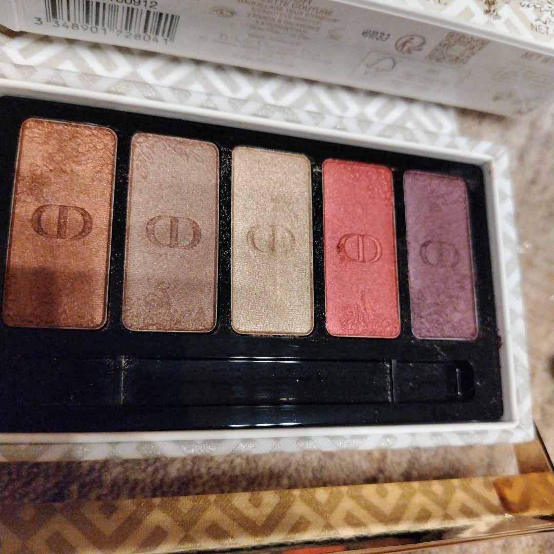 Dior ディオールエクラン　クチュール　アイパレット2024 クリスマスコフレ ディオール］エクラン クチュール アイ パレット［2024年10月