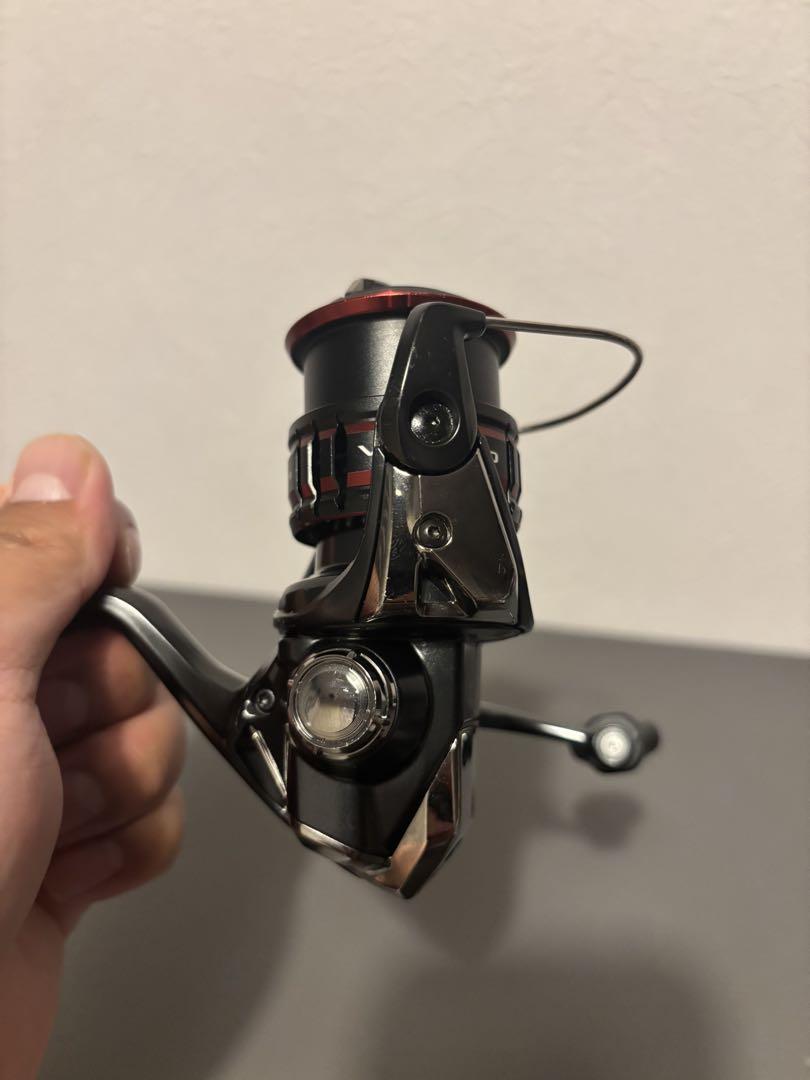 SHIMANO 20 VANFORD C2000S スピニングリール