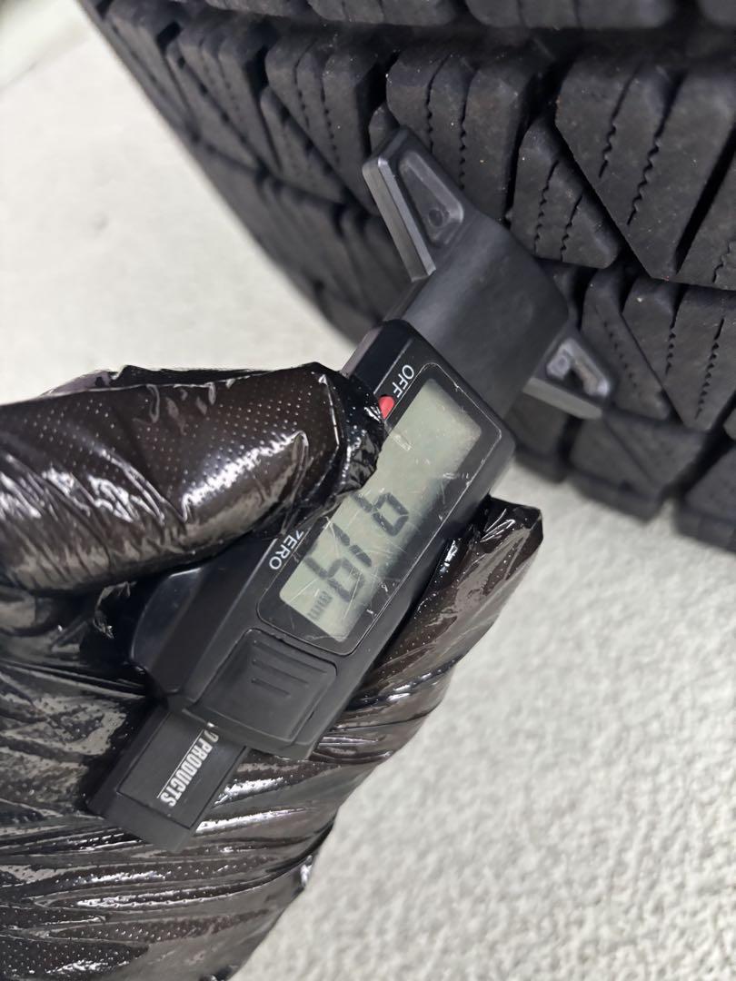 ブリヂストン BLIZZAK DM-V3 センサー付き 225/65R17