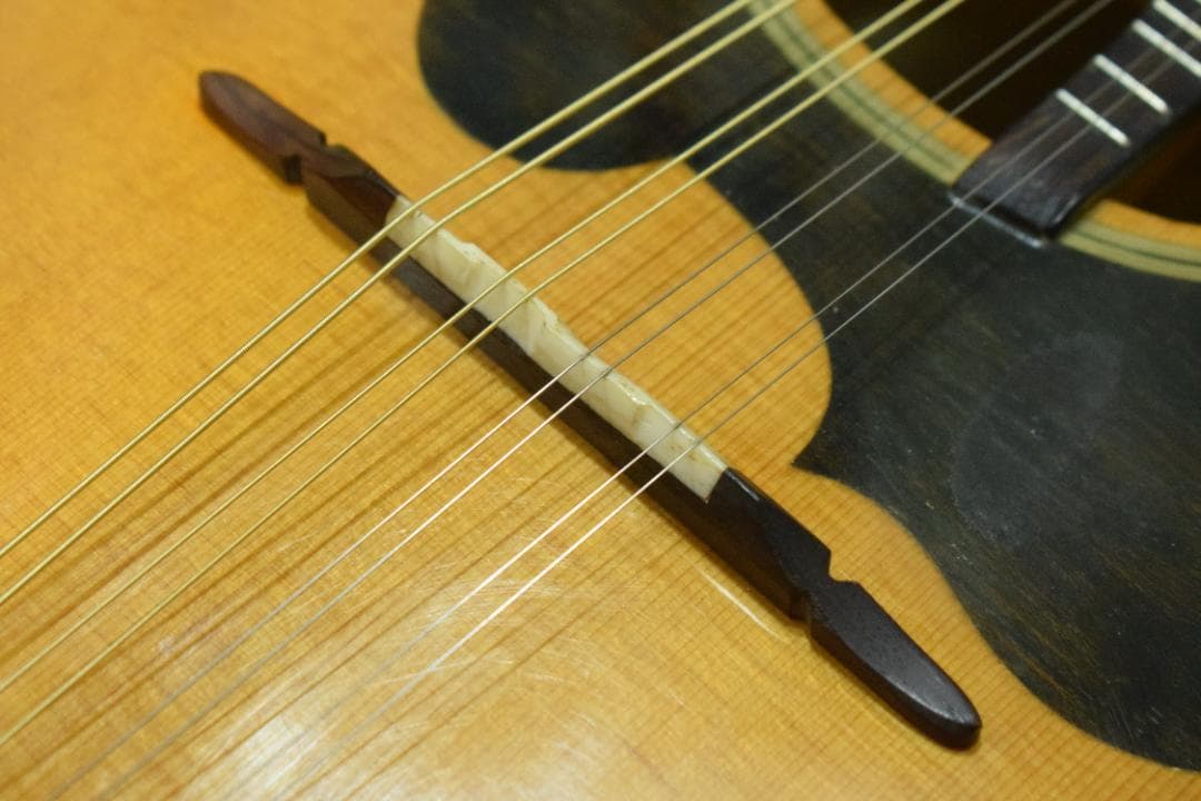 【新品弦張り替え済】Suzuki マンドリン M-30【ハードケース付】 【新品弦張り替え済】Suzuki マンドリン M-30【ハードケース付】