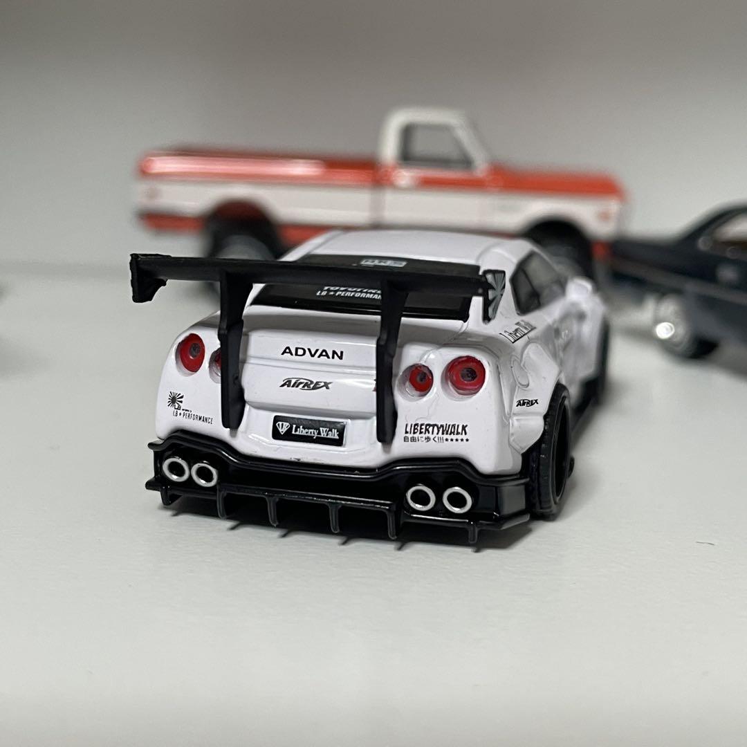 Mini Gt68 Lbwk Worksgt R White Collectible Model, Used