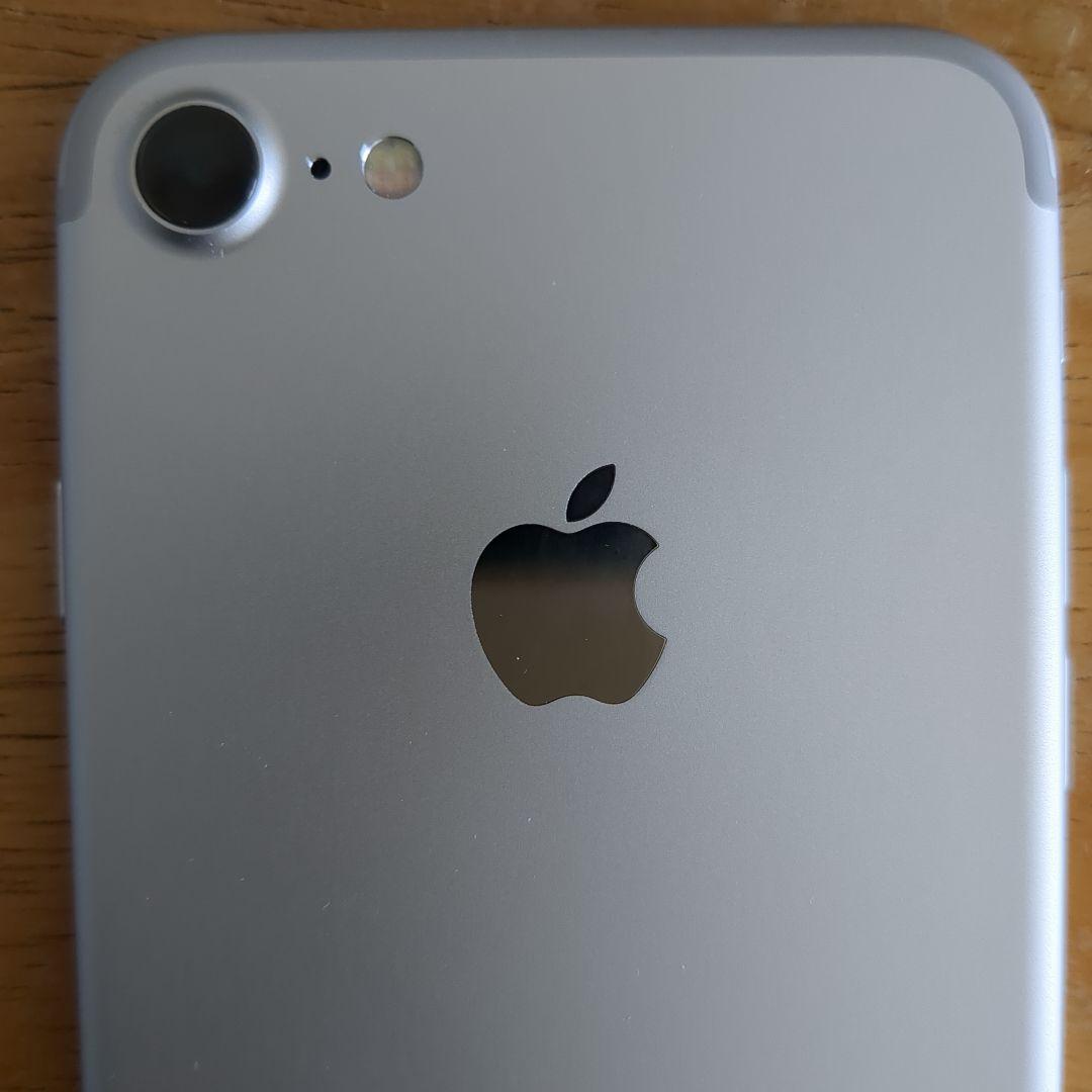 Apple iPhone 7 シルバー 本体 SIMフリー 32GB - メルカリ